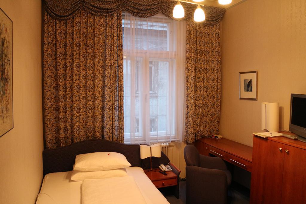 Schweizerhof Hotel Wien